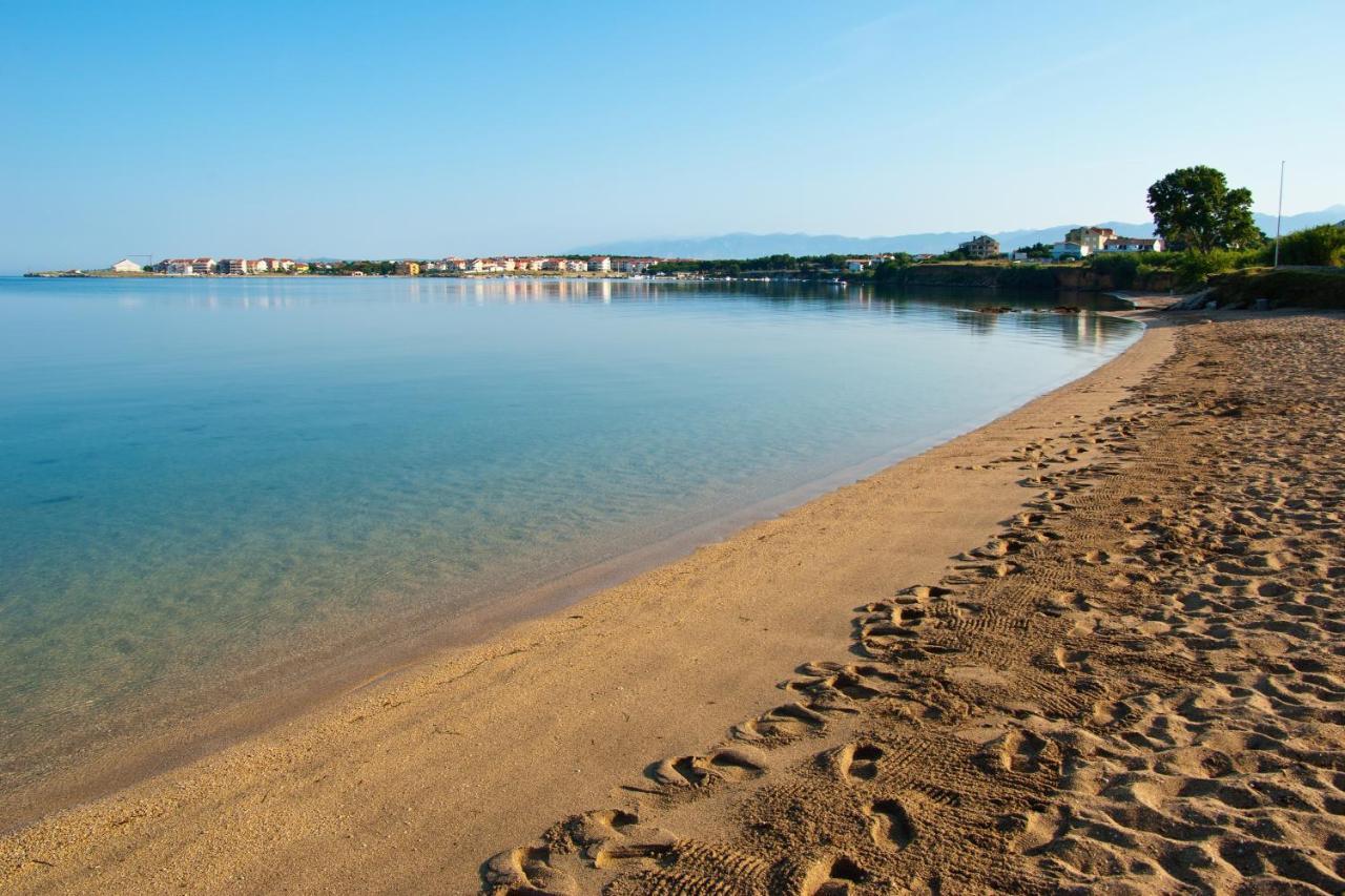 Family Friendly Apartments With A Swimming Pool Povljana, Pag - 244 Kültér fotó