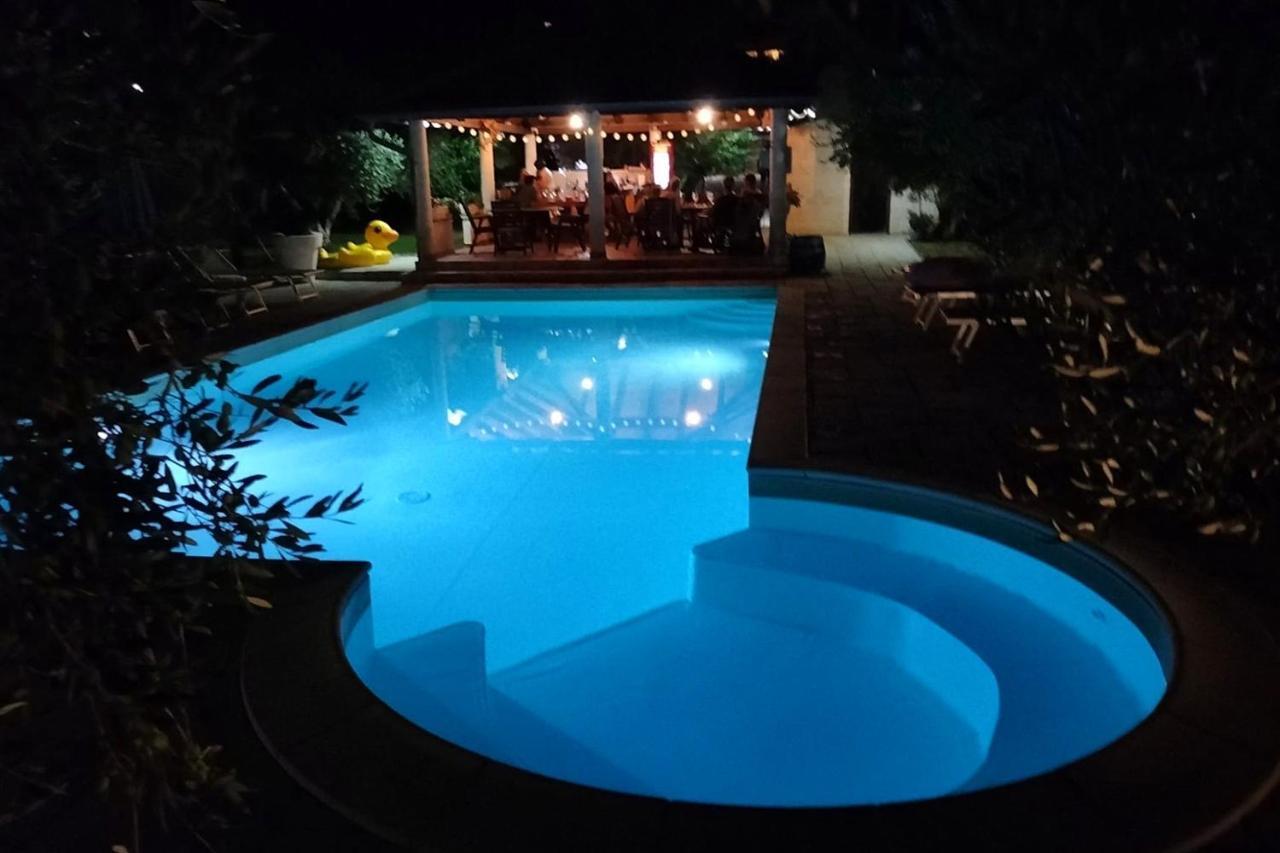 Family Friendly Apartments With A Swimming Pool Povljana, Pag - 244 Kültér fotó