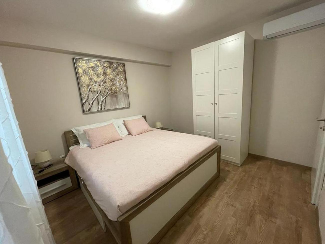 Family Friendly Apartments With A Swimming Pool Povljana, Pag - 244 Szoba fotó